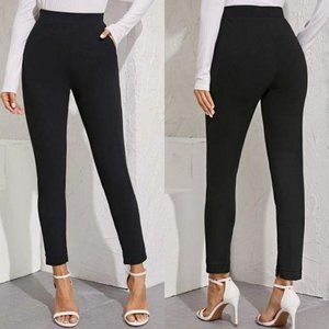 BLACK Tailored skinny cut pants pockets high rise